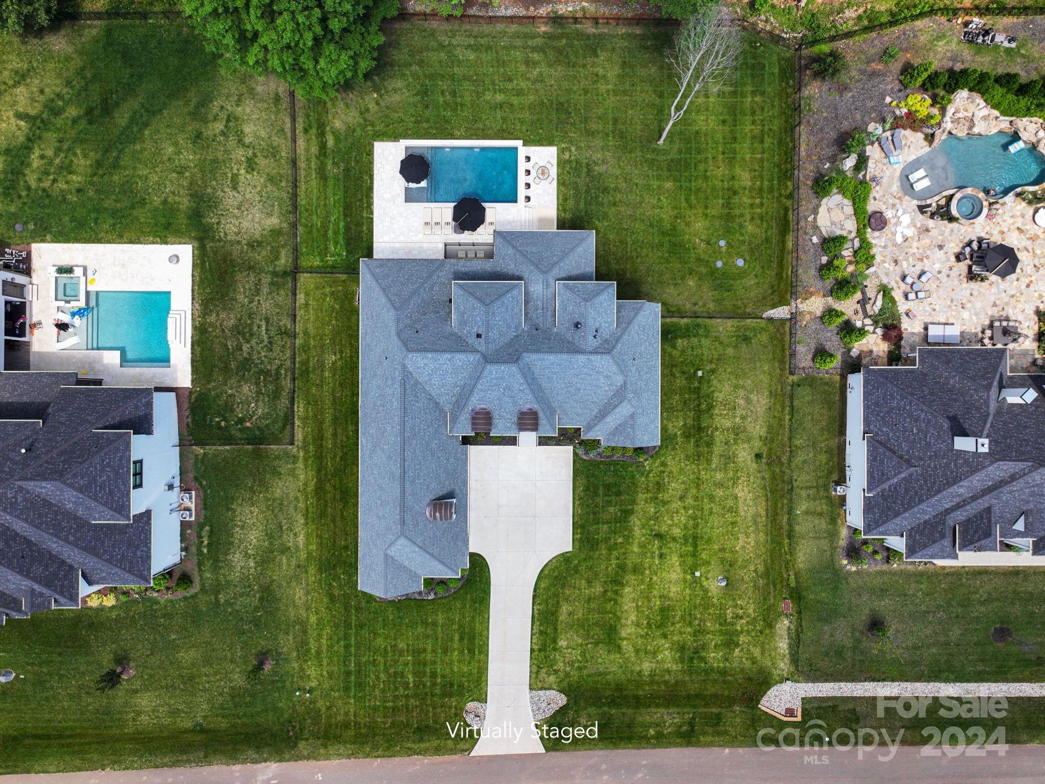 123 Hunts Landing Drive