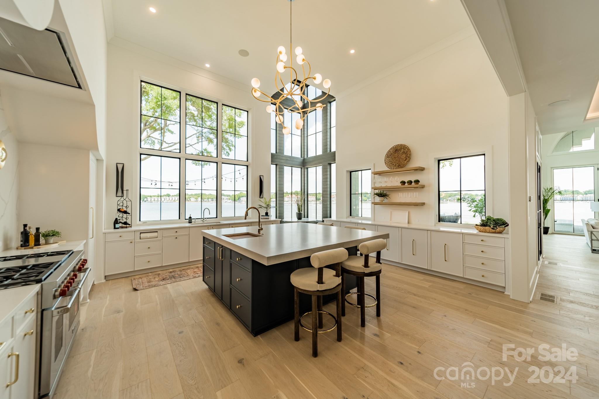 18000 Whispering Oaks Drive