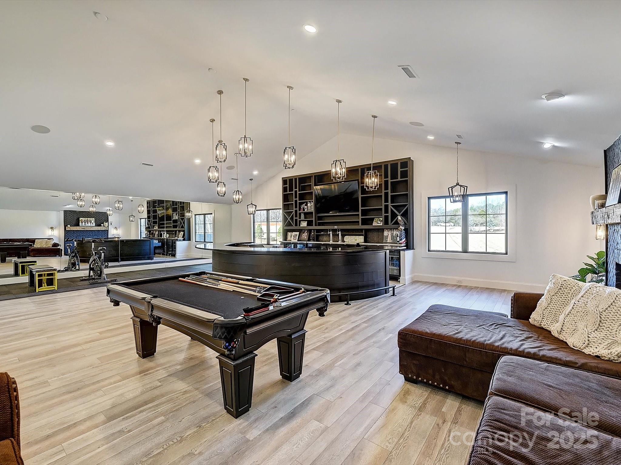 1525 Shinnville Road