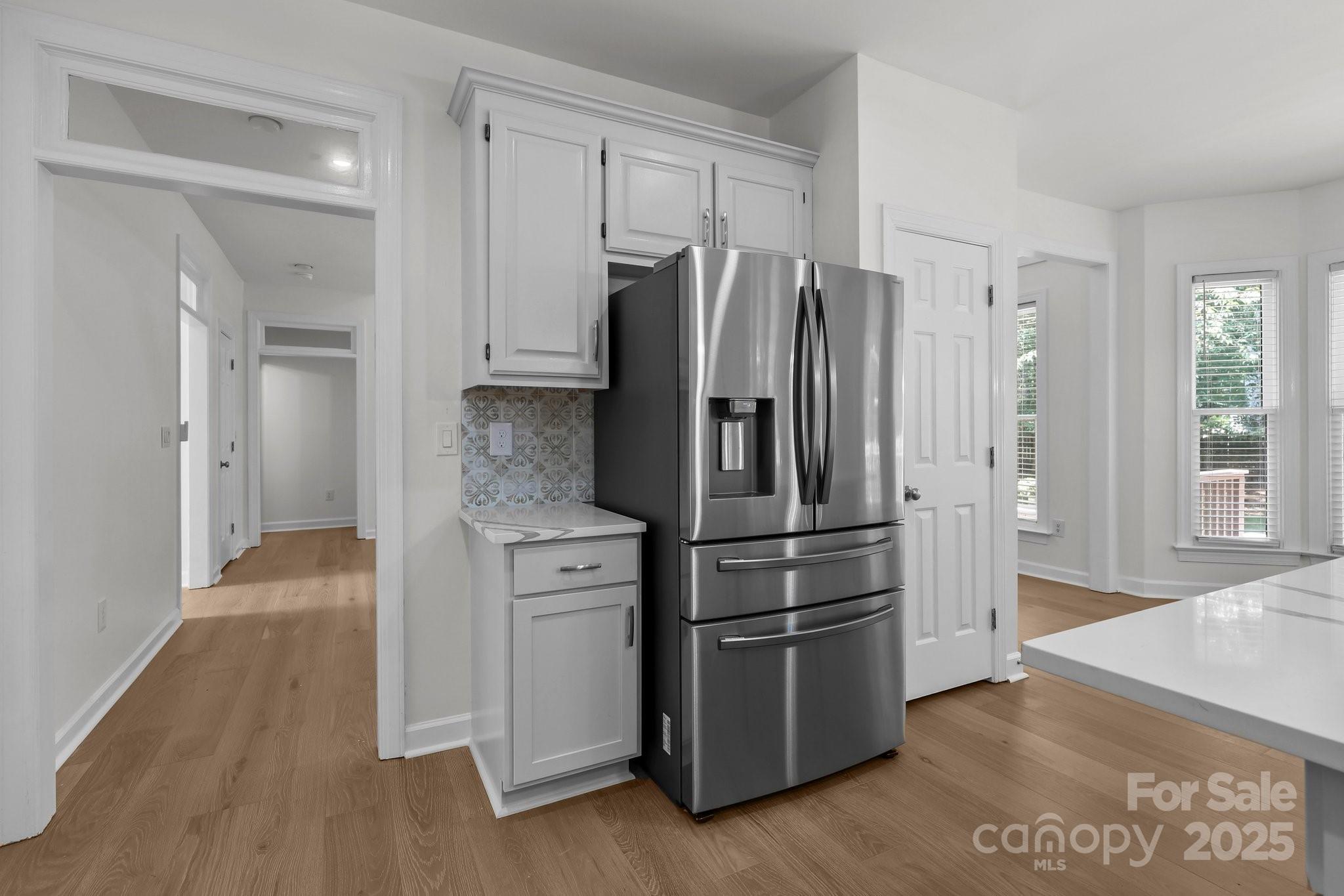 15400 Groveland Street