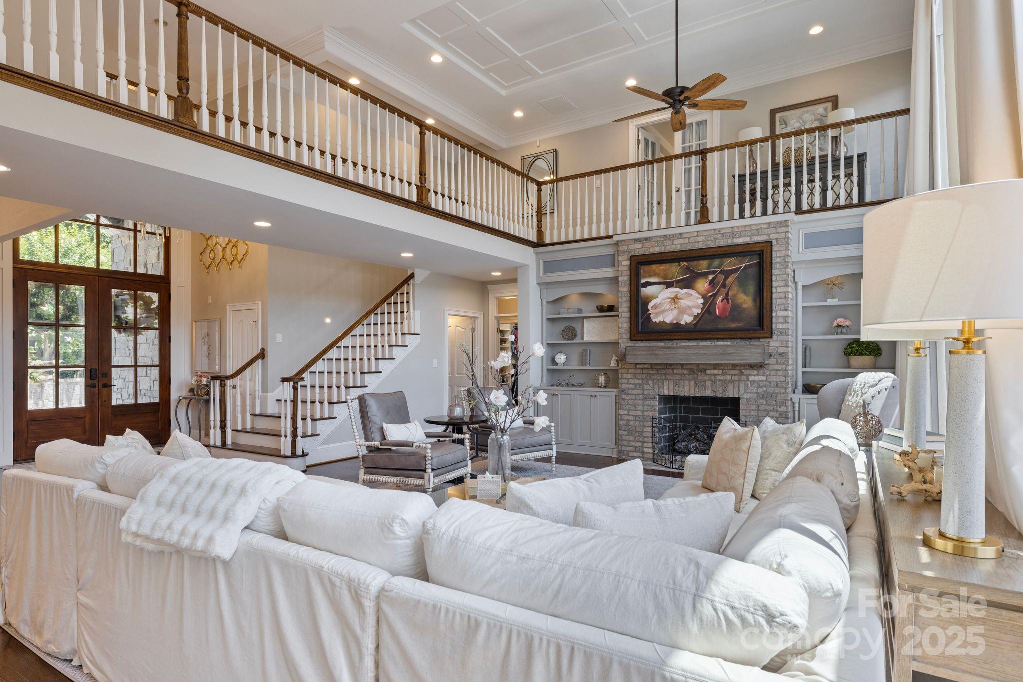 140 Larkhaven Lane