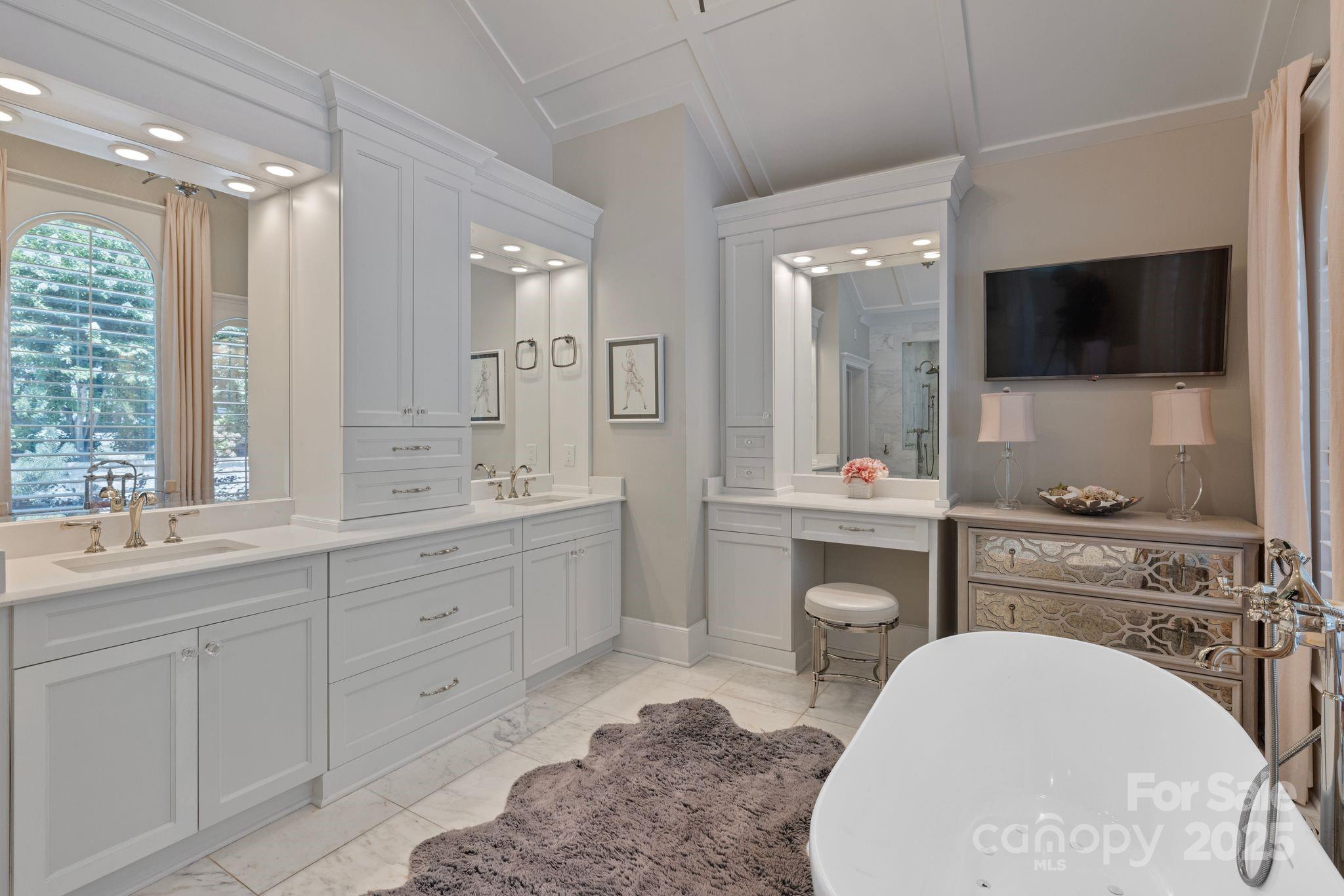 140 Larkhaven Lane