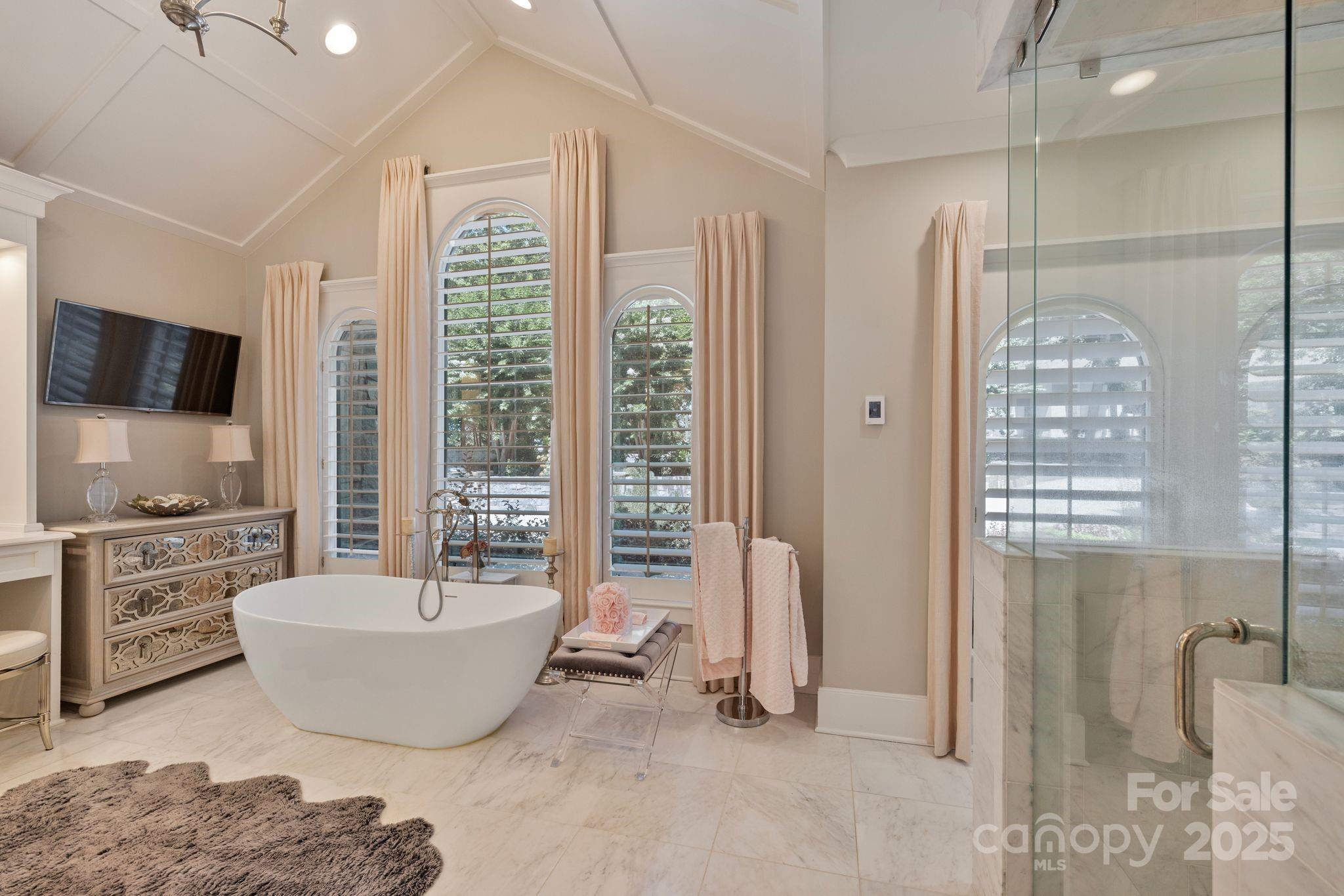 140 Larkhaven Lane
