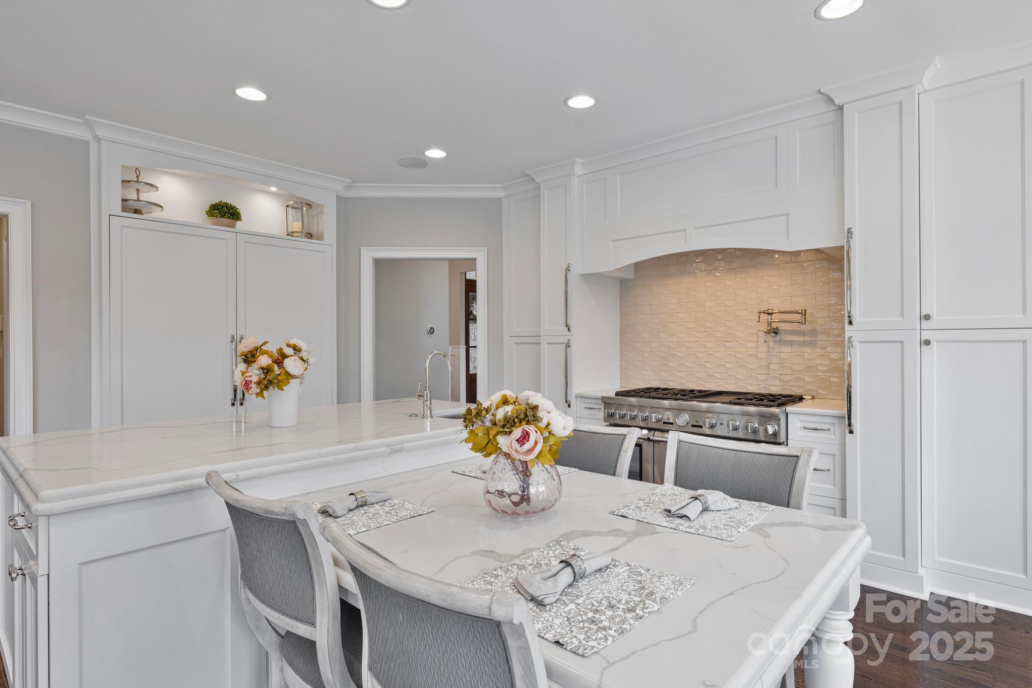 140 Larkhaven Lane