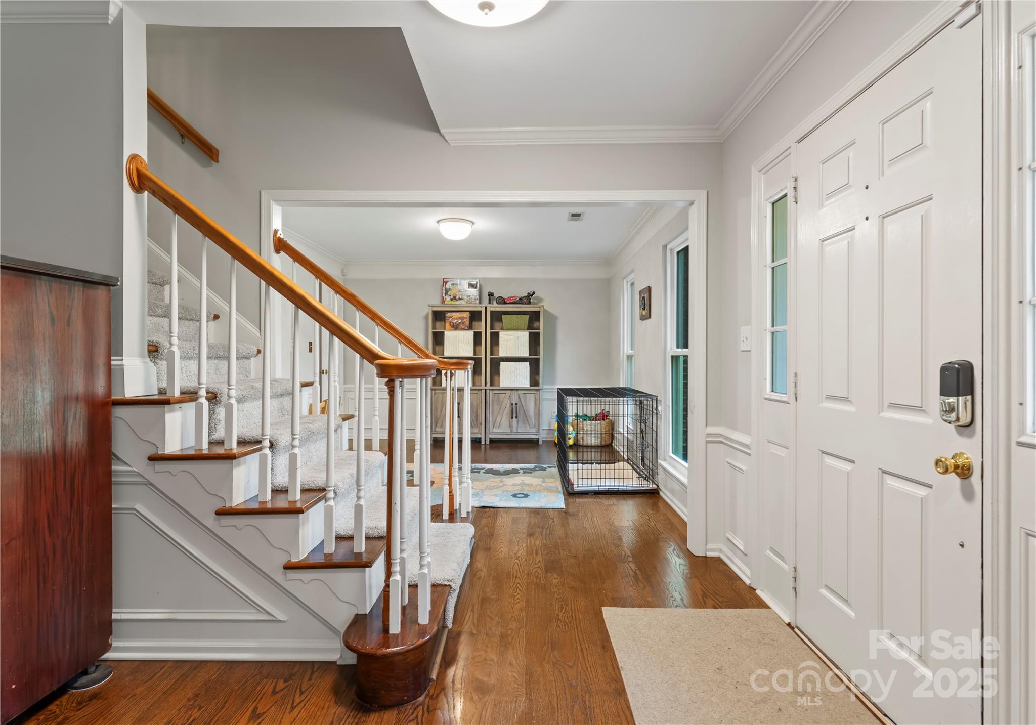 121 Pallisades Court