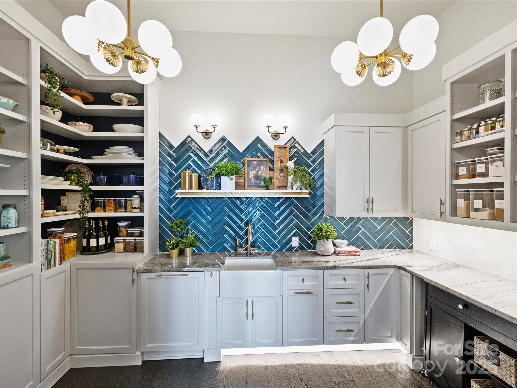 19329 Watermark Drive Unit: 261/262