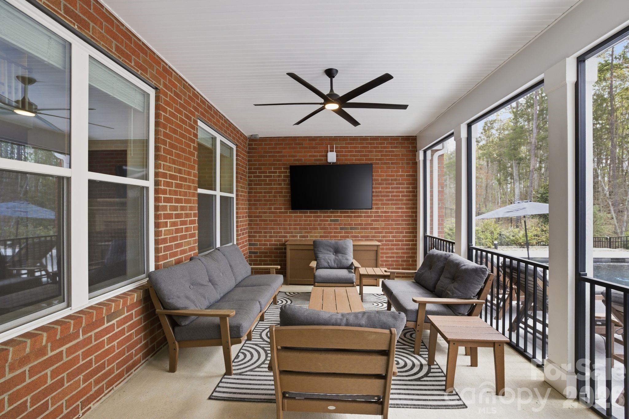 18526 Doves Crest Road