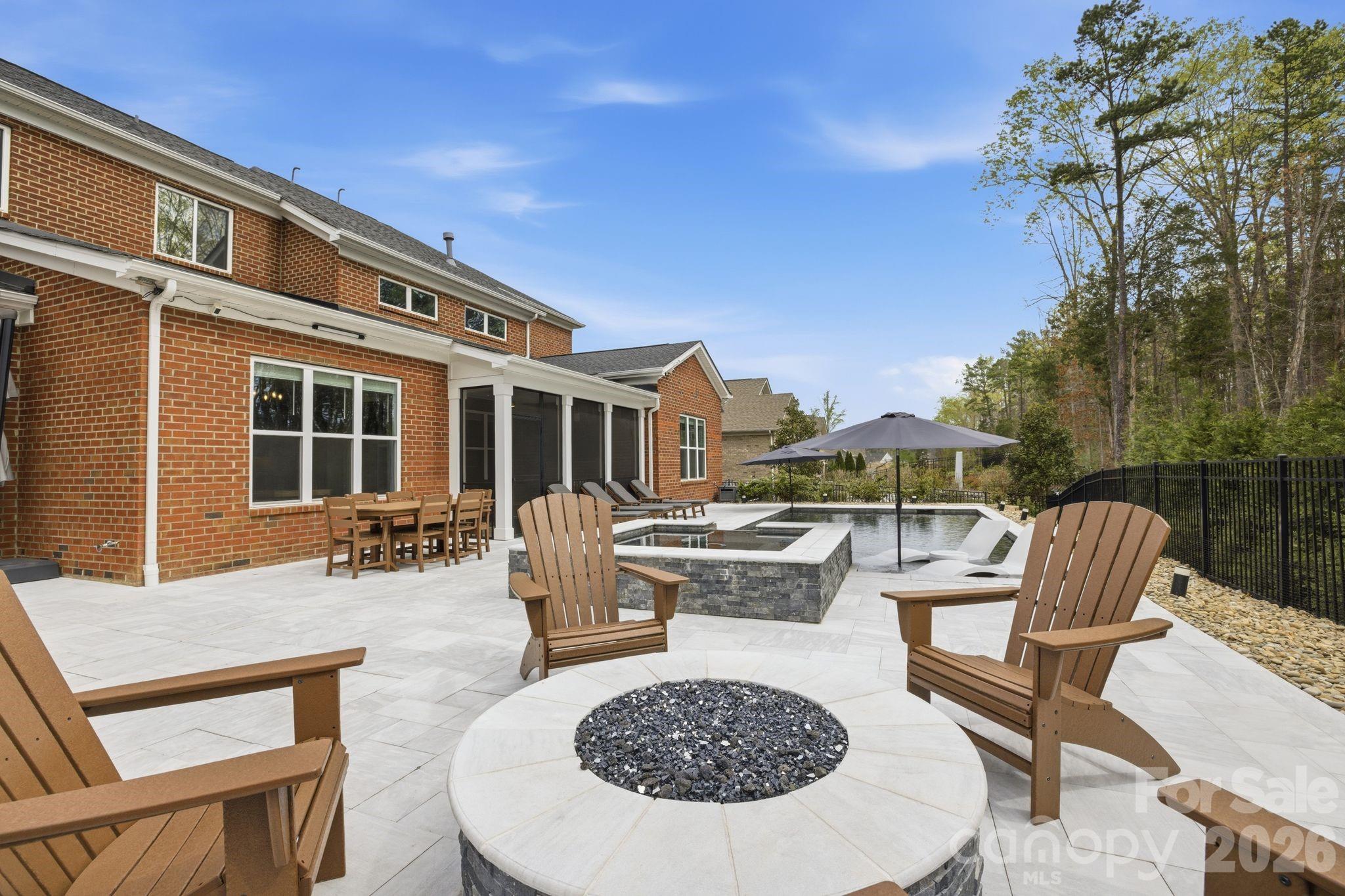 18526 Doves Crest Road