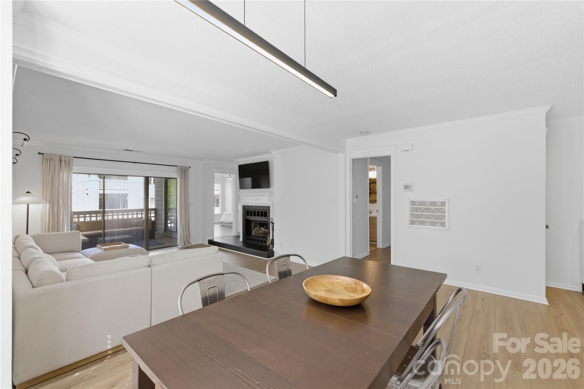 308 Queens Road Unit: 32