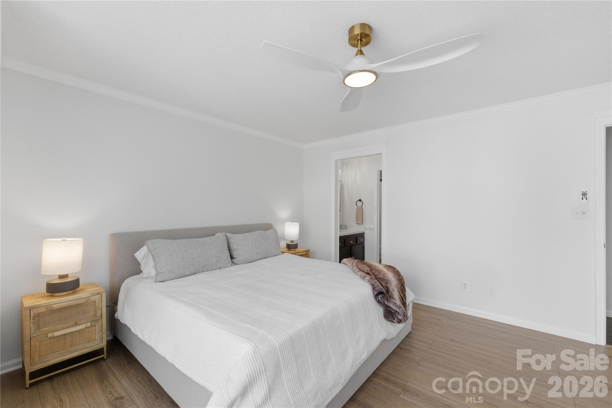 308 Queens Road Unit: 32