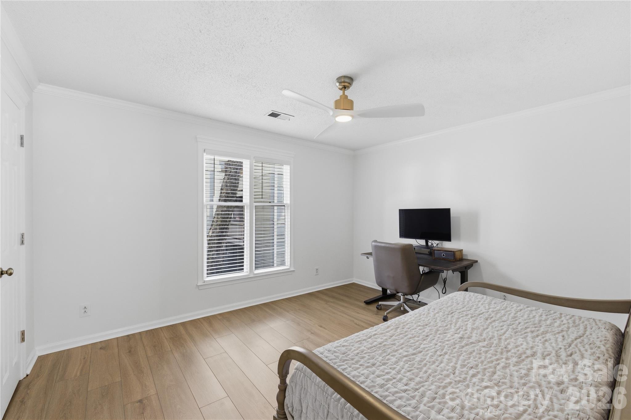 308 Queens Road Unit: 32