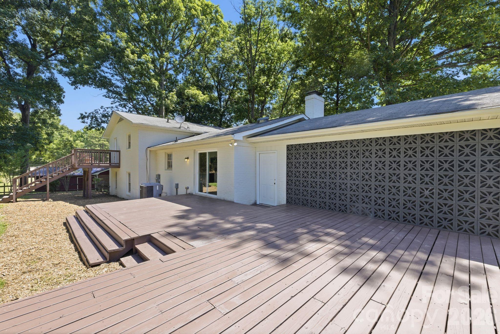 2168 Dartwood Drive NW