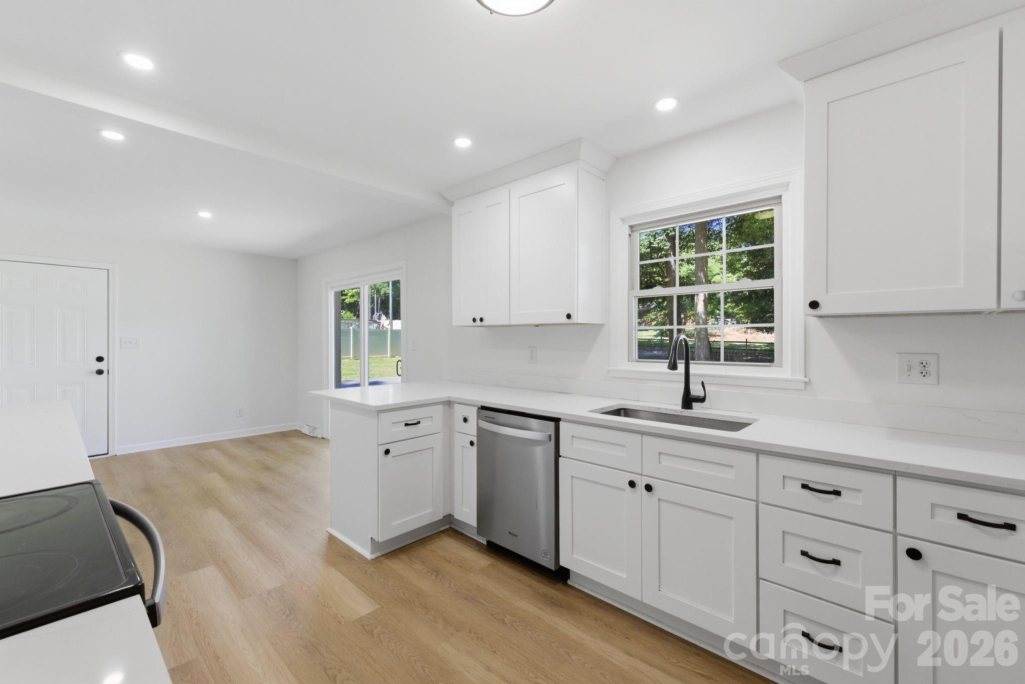 2168 Dartwood Drive NW