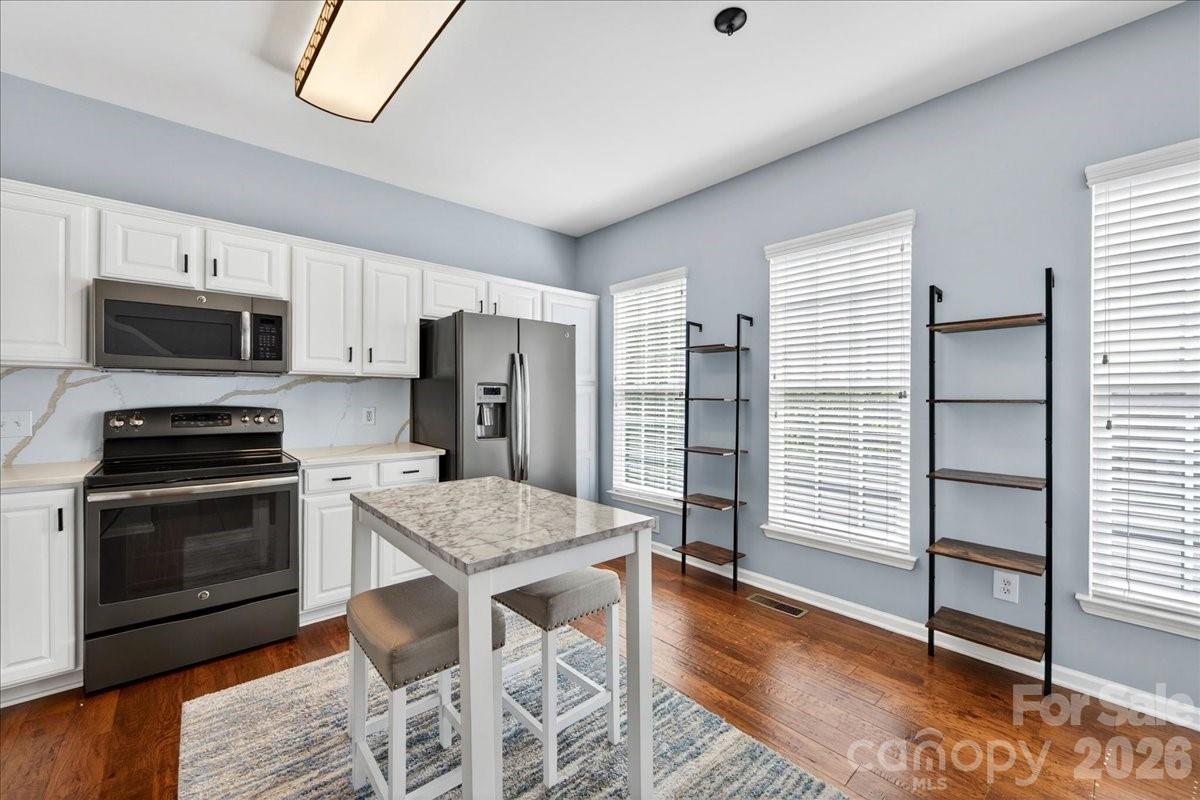 5426 Dockery Drive