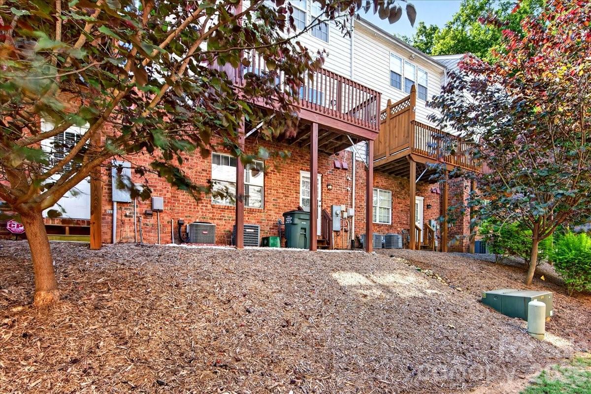 5426 Dockery Drive