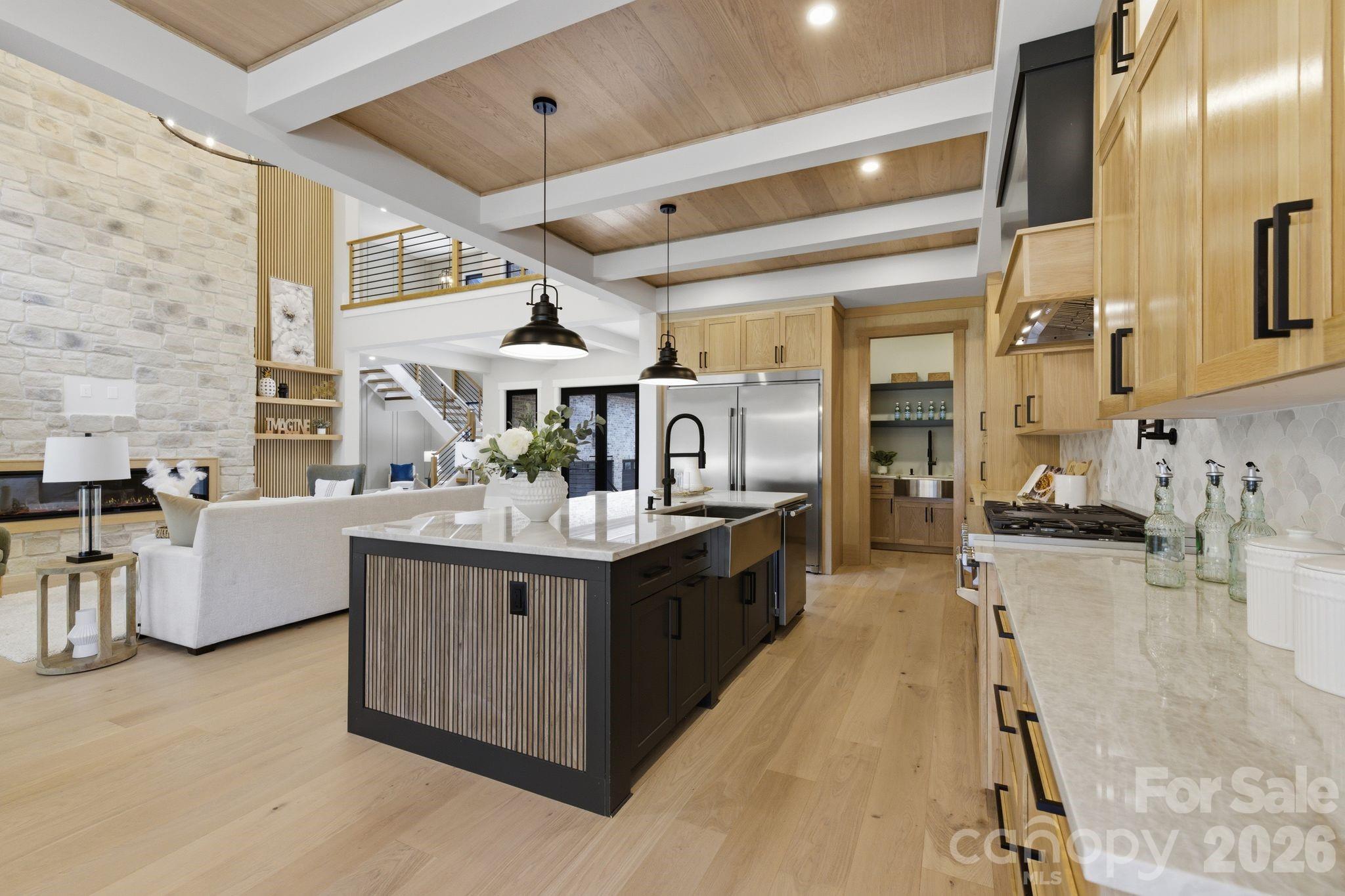 7607 Cottonwood Drive