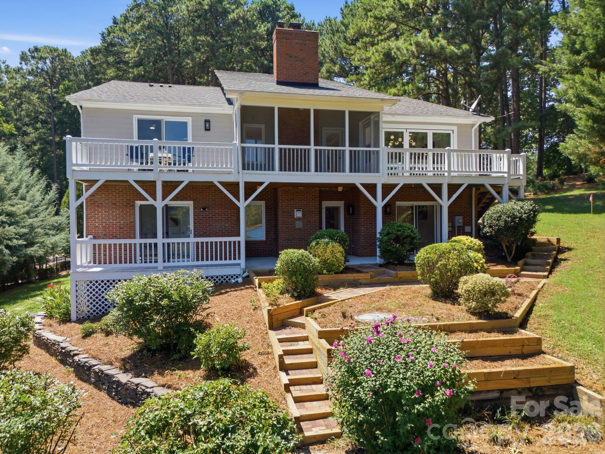2494 Cherry Lane