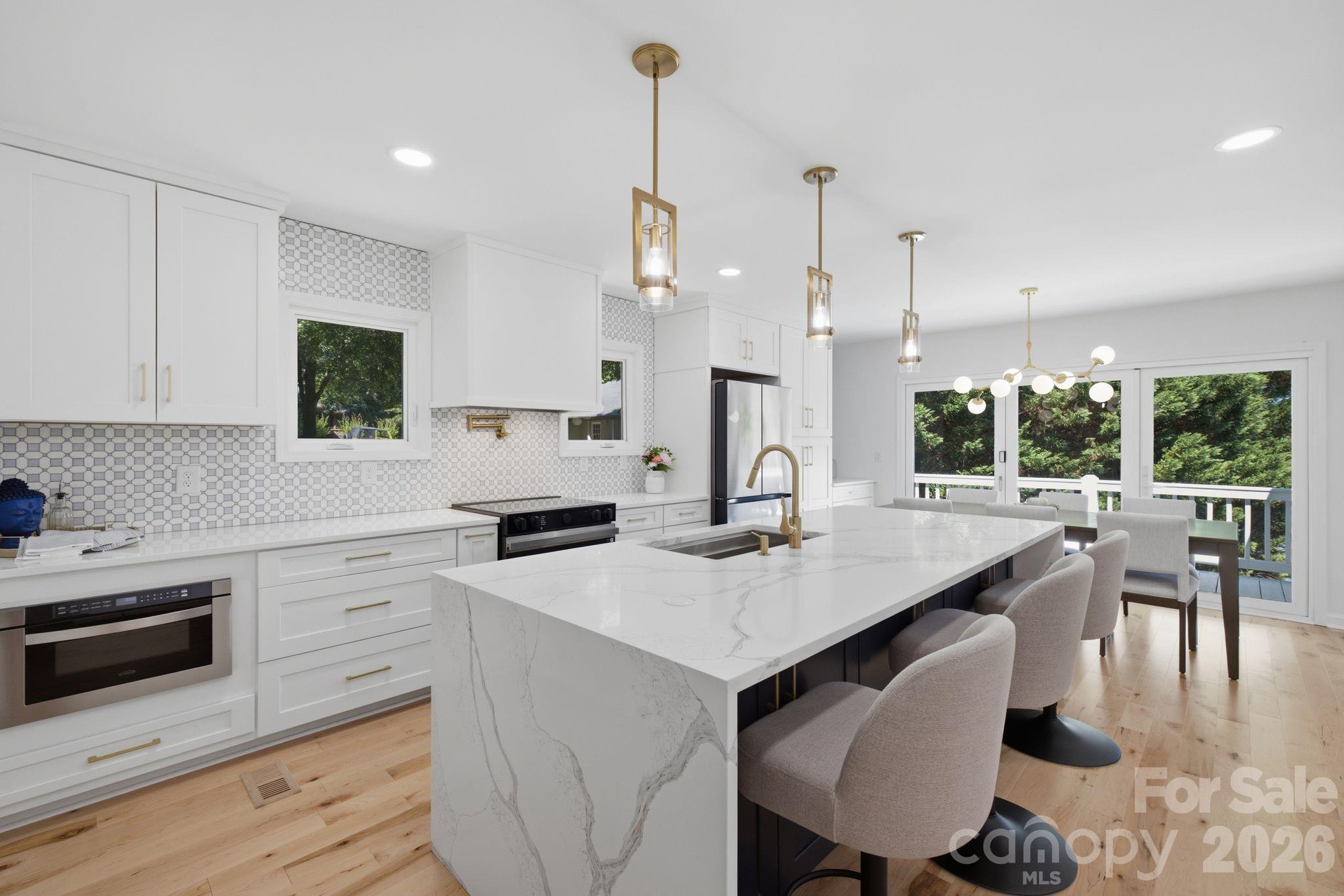 2494 Cherry Lane