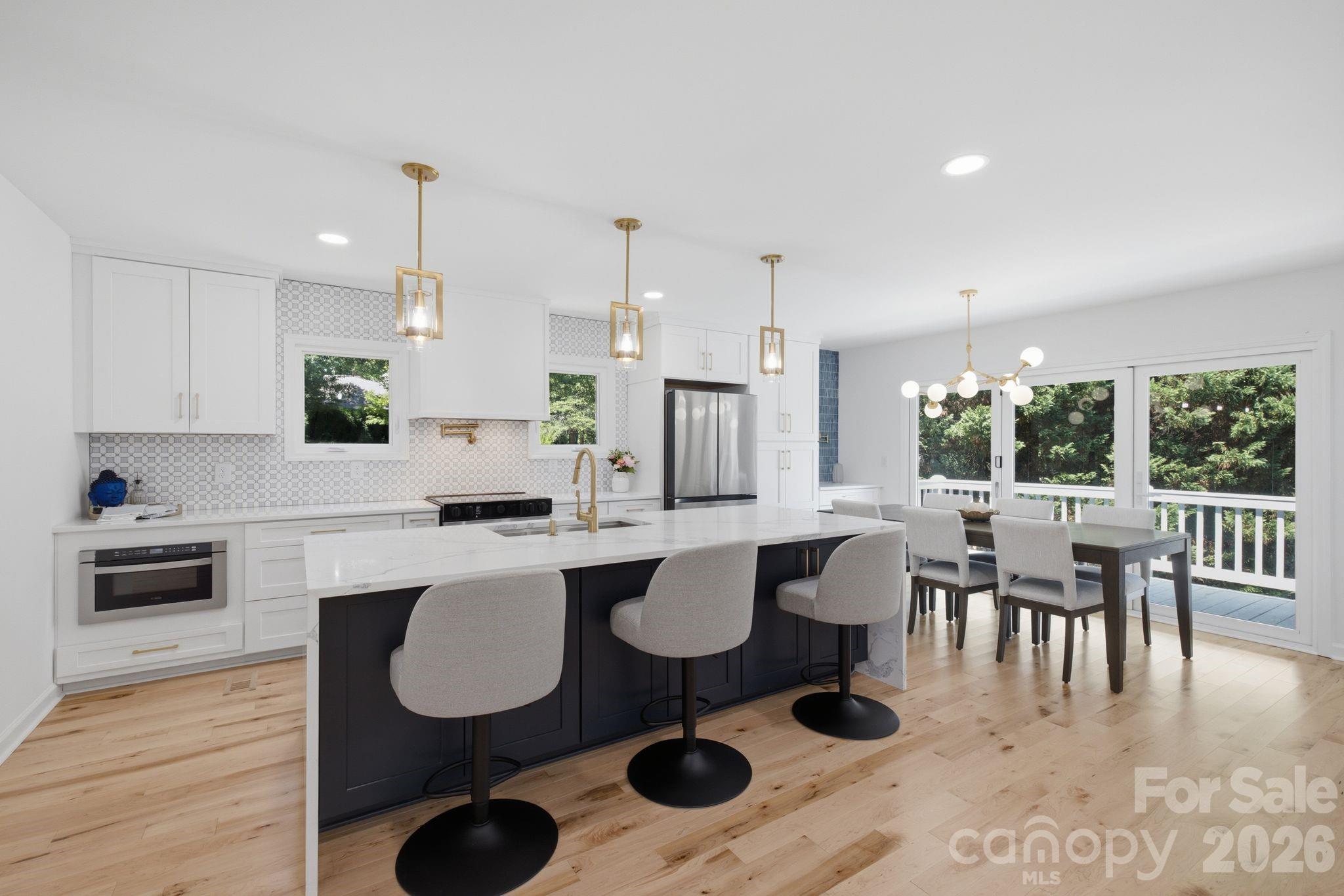 2494 Cherry Lane