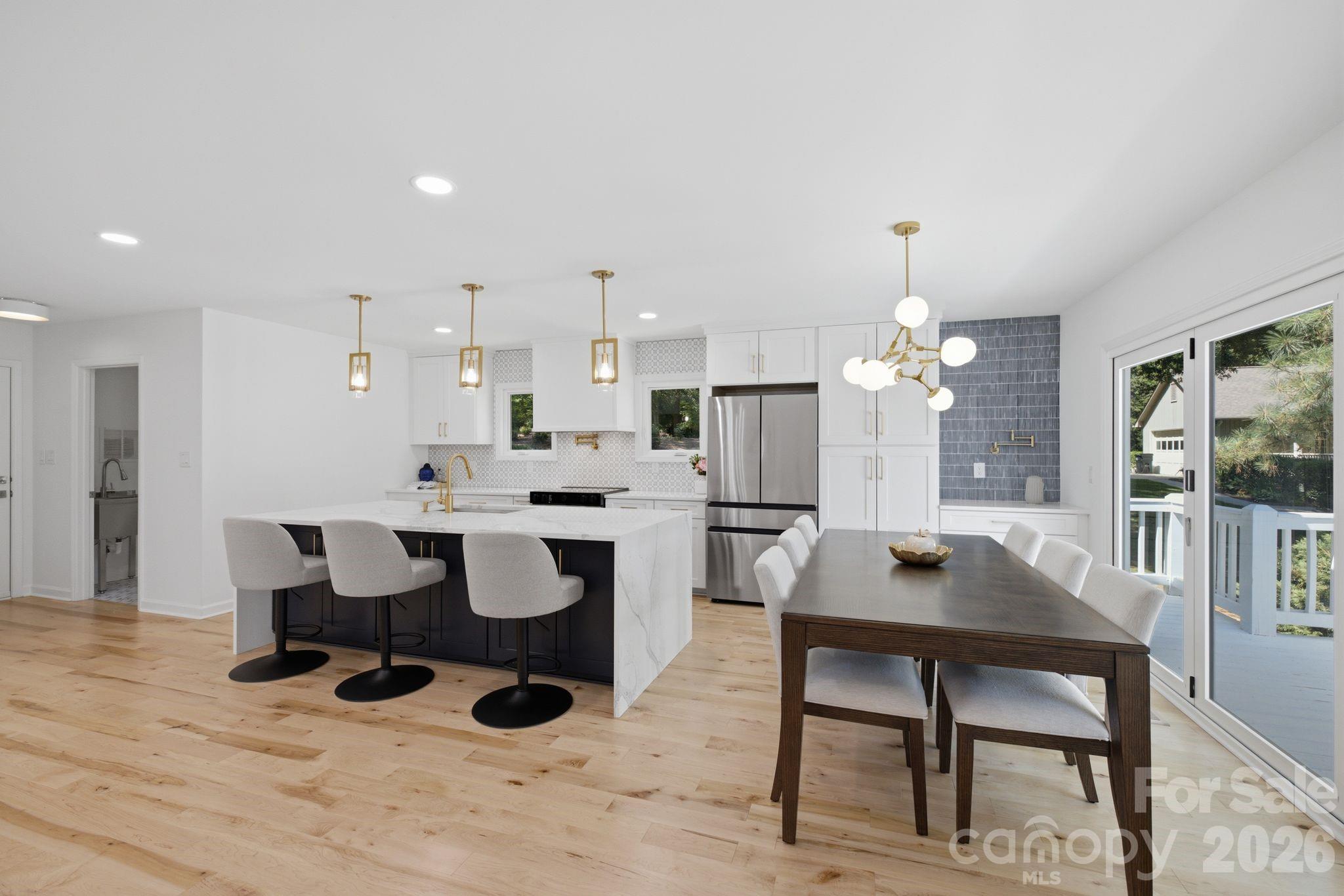2494 Cherry Lane