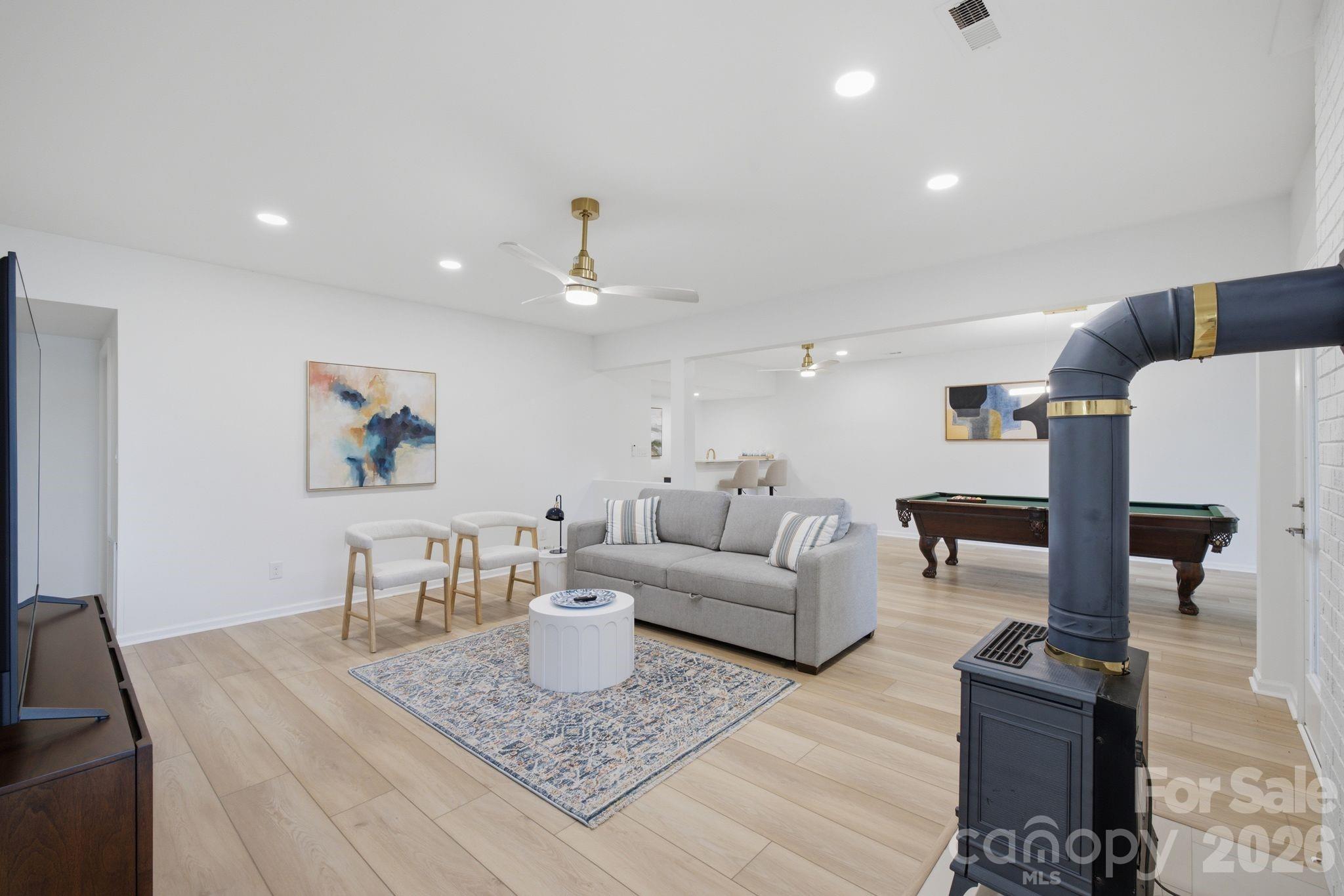 2494 Cherry Lane