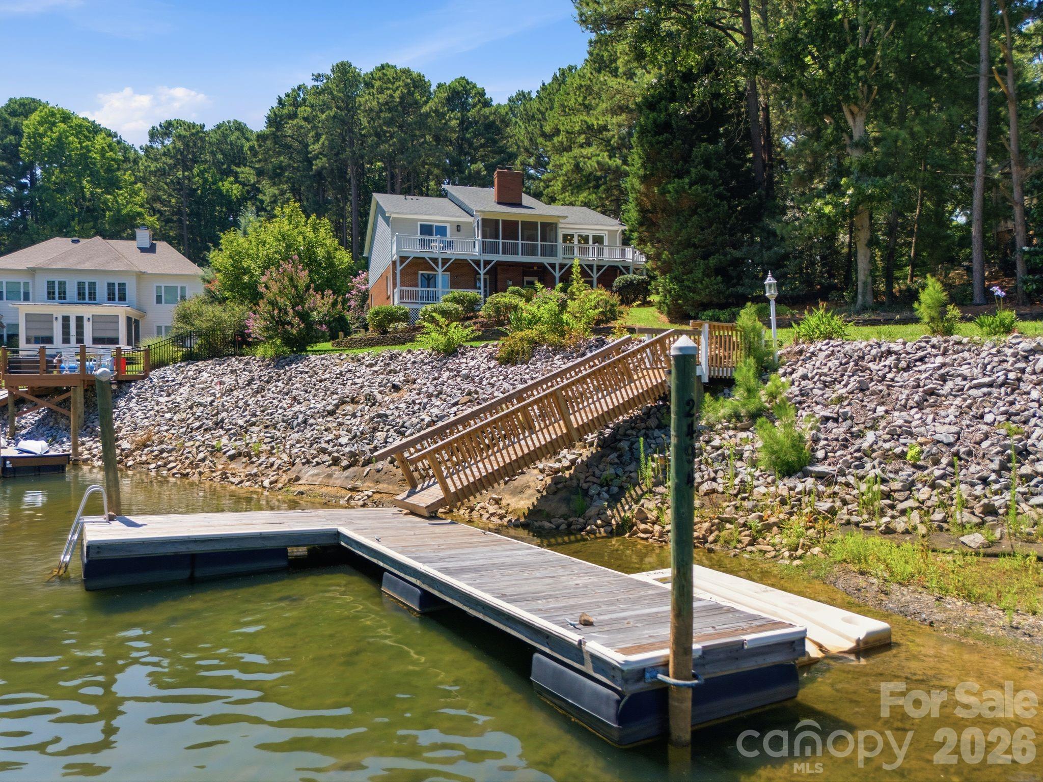 2494 Cherry Lane