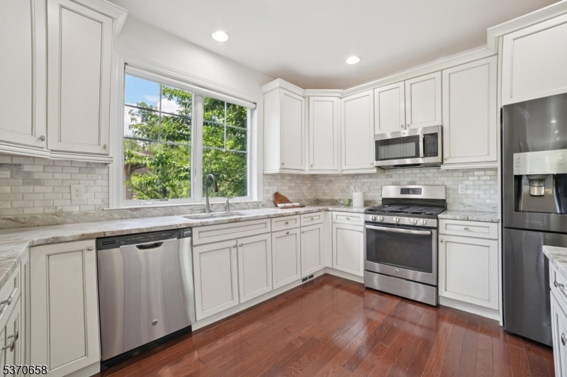 34 Park Pl