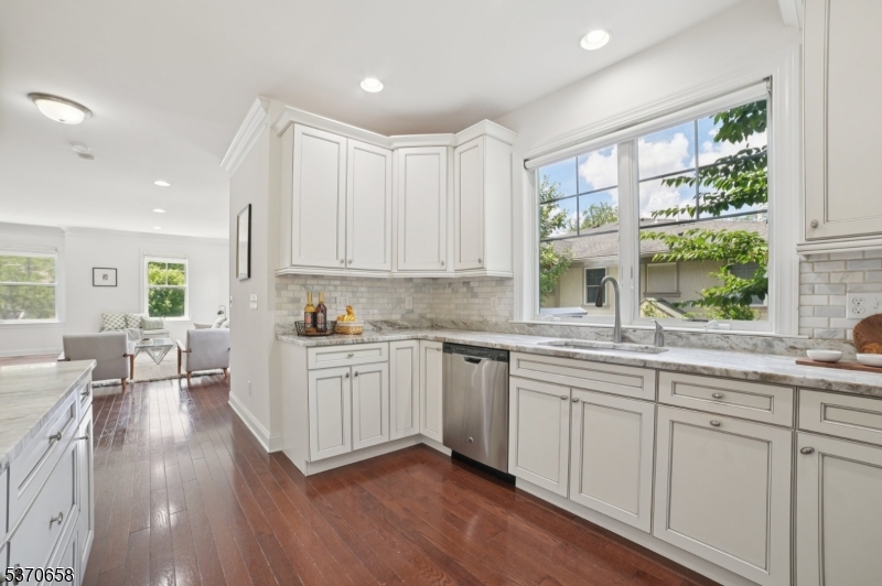 34 Park Pl
