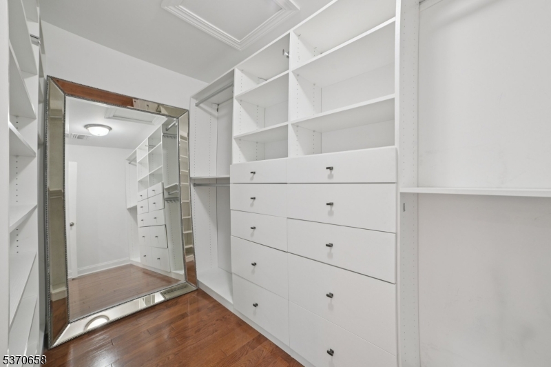34 Park Pl