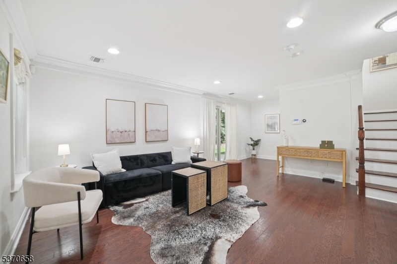 34 Park Pl