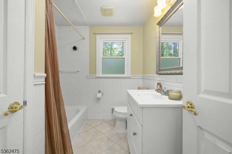 58 Harrison Dr