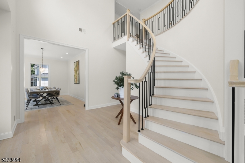 20 Woodfern Rd