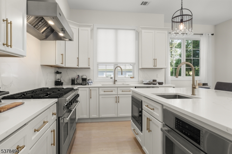20 Woodfern Rd