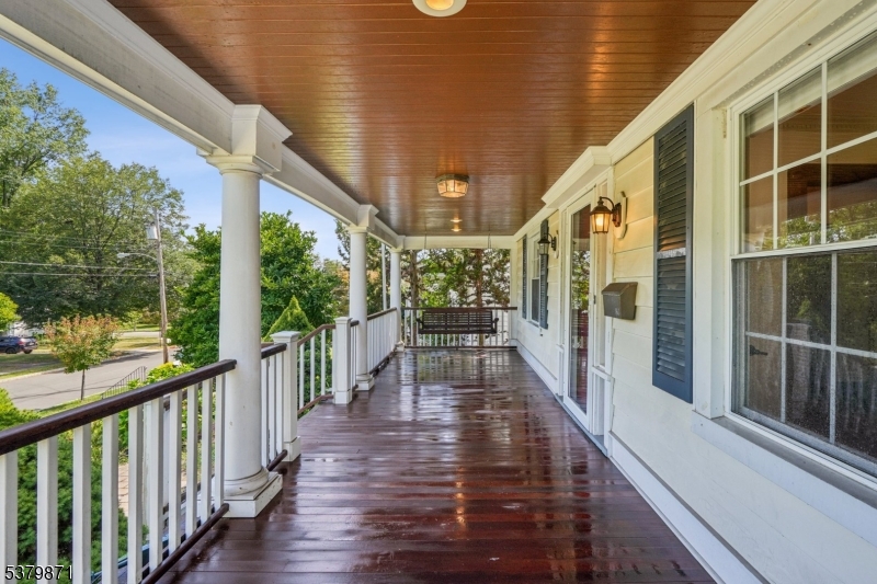 163 Myrtle Ave
