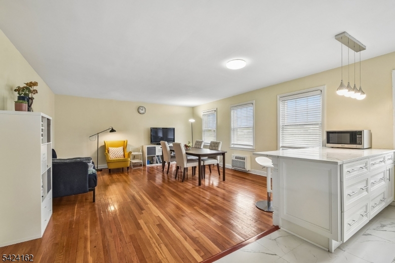 176 Millburn Ave 1029