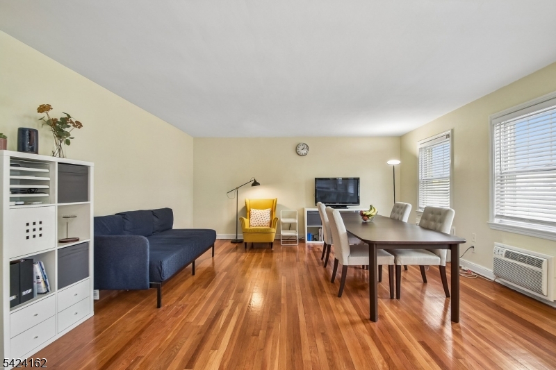 176 Millburn Ave 1029