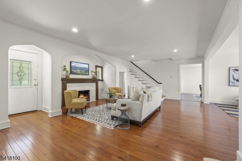 372 Wyoming Ave