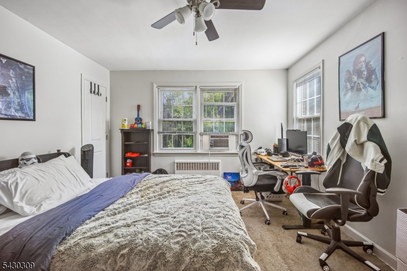 390 Morris Ave 8