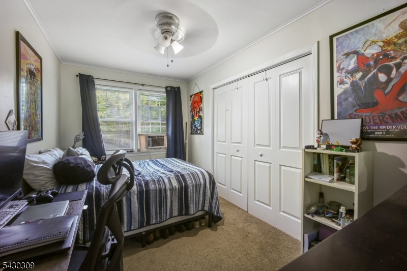 390 Morris Ave 8