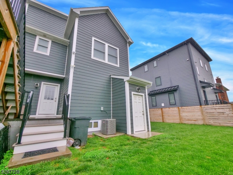 70 Church St 1