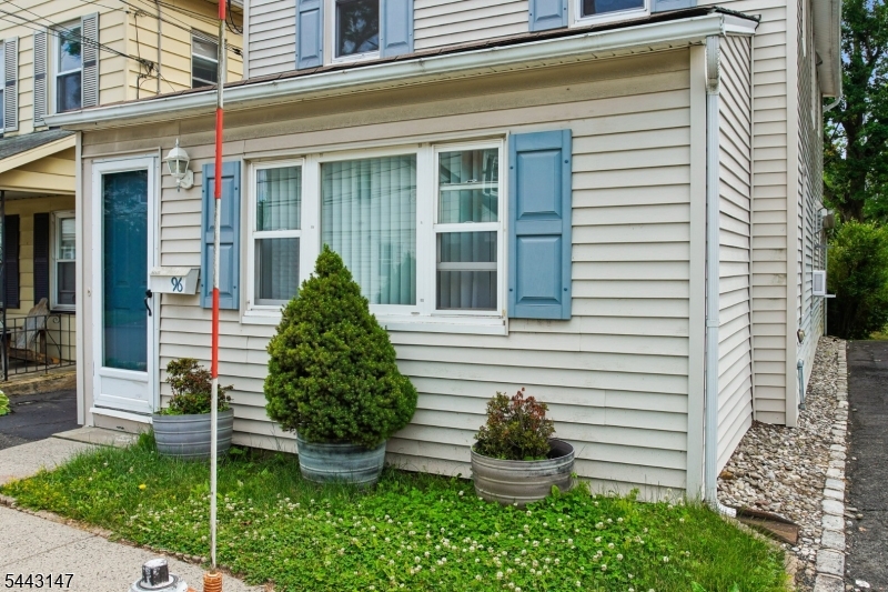 96 Rector St 2