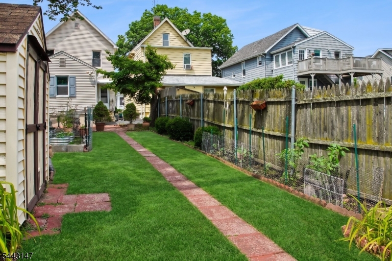 96 Rector St 2