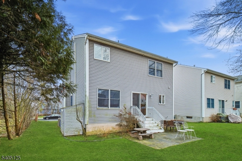 17 Grove St