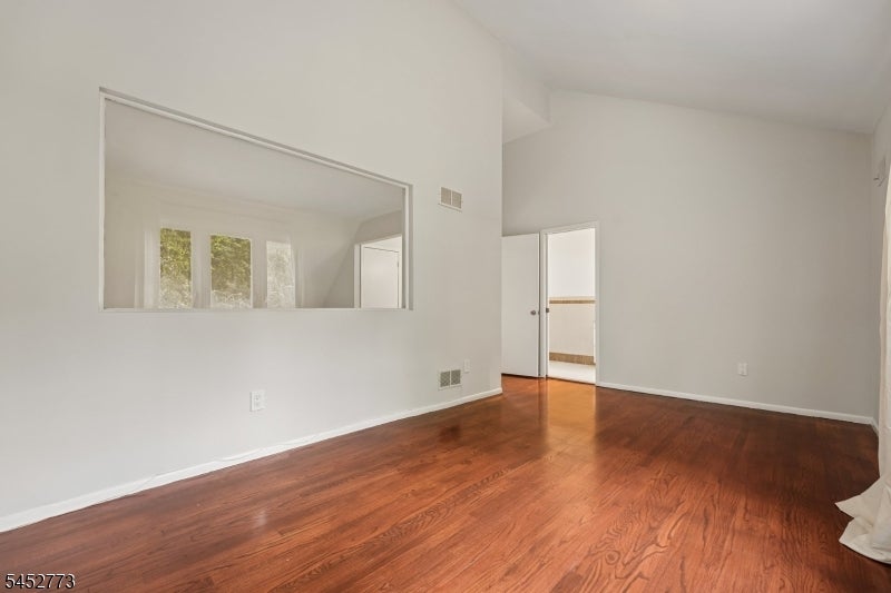 4 Arbor Ct