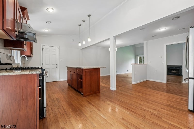 4 Arbor Ct