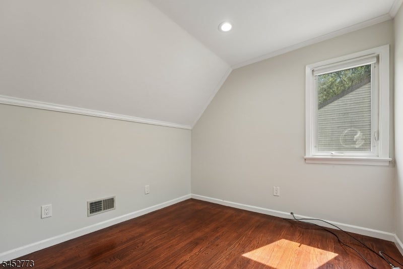 4 Arbor Ct