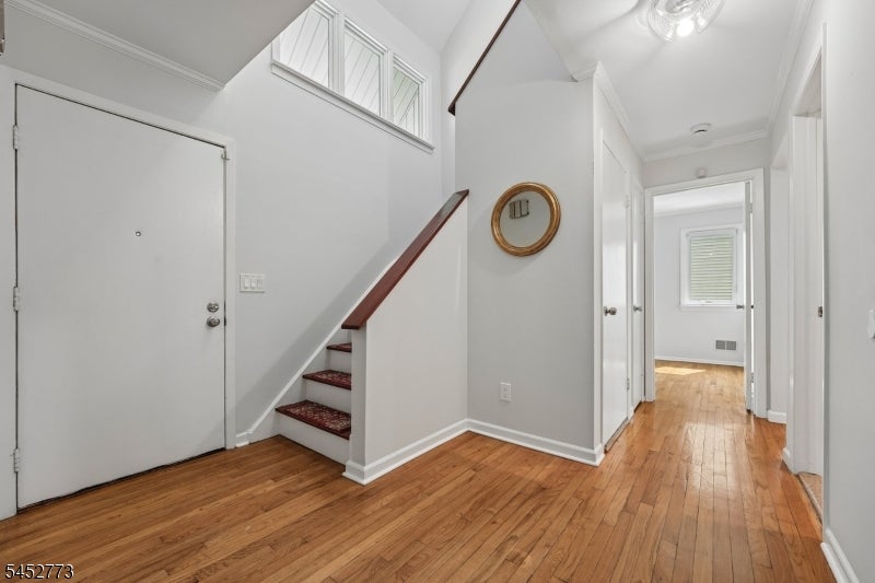 4 Arbor Ct