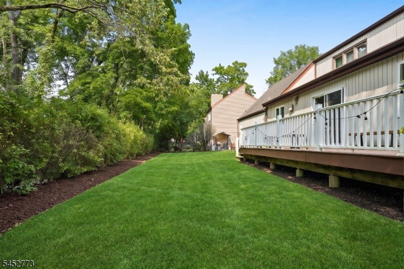 4 Arbor Ct