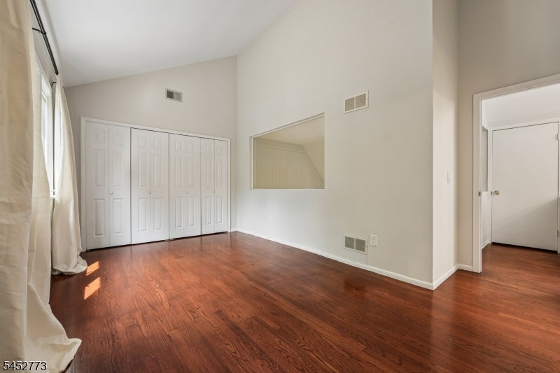 4 Arbor Ct