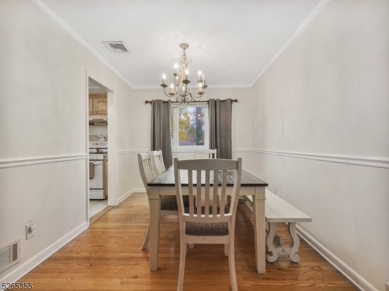 69 Intervale Rd